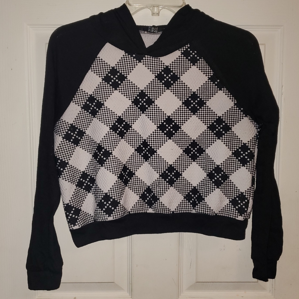 5 for $25 | Papaya Argyle Cropped Hooded Light Sweater